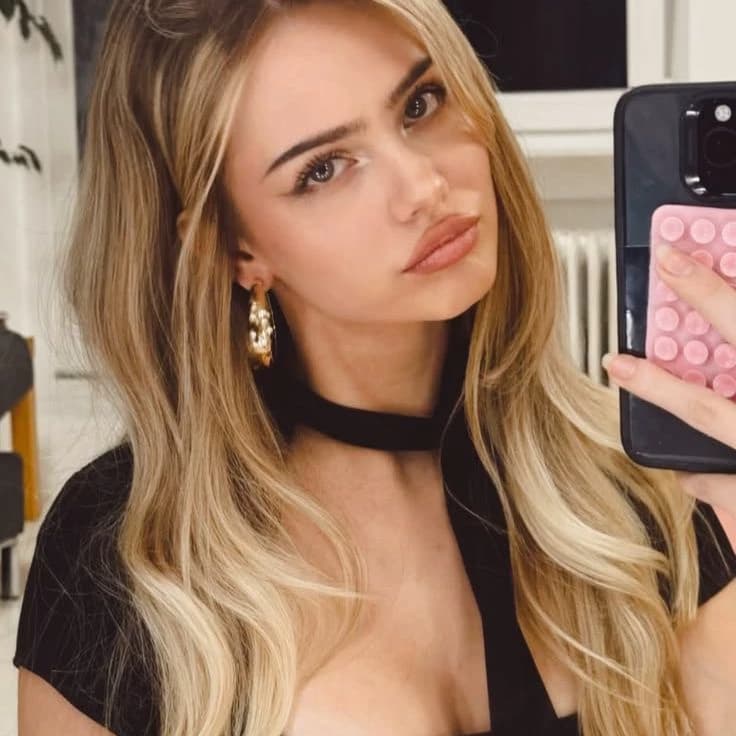 Tatum Sterling thumbnail