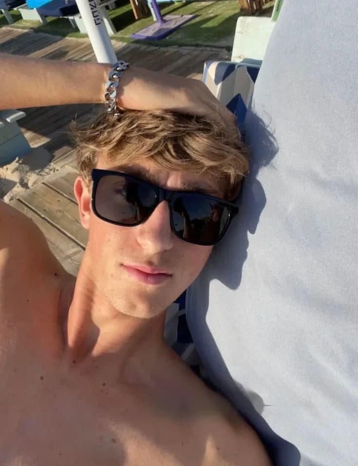 Dean Huijsen thumbnail