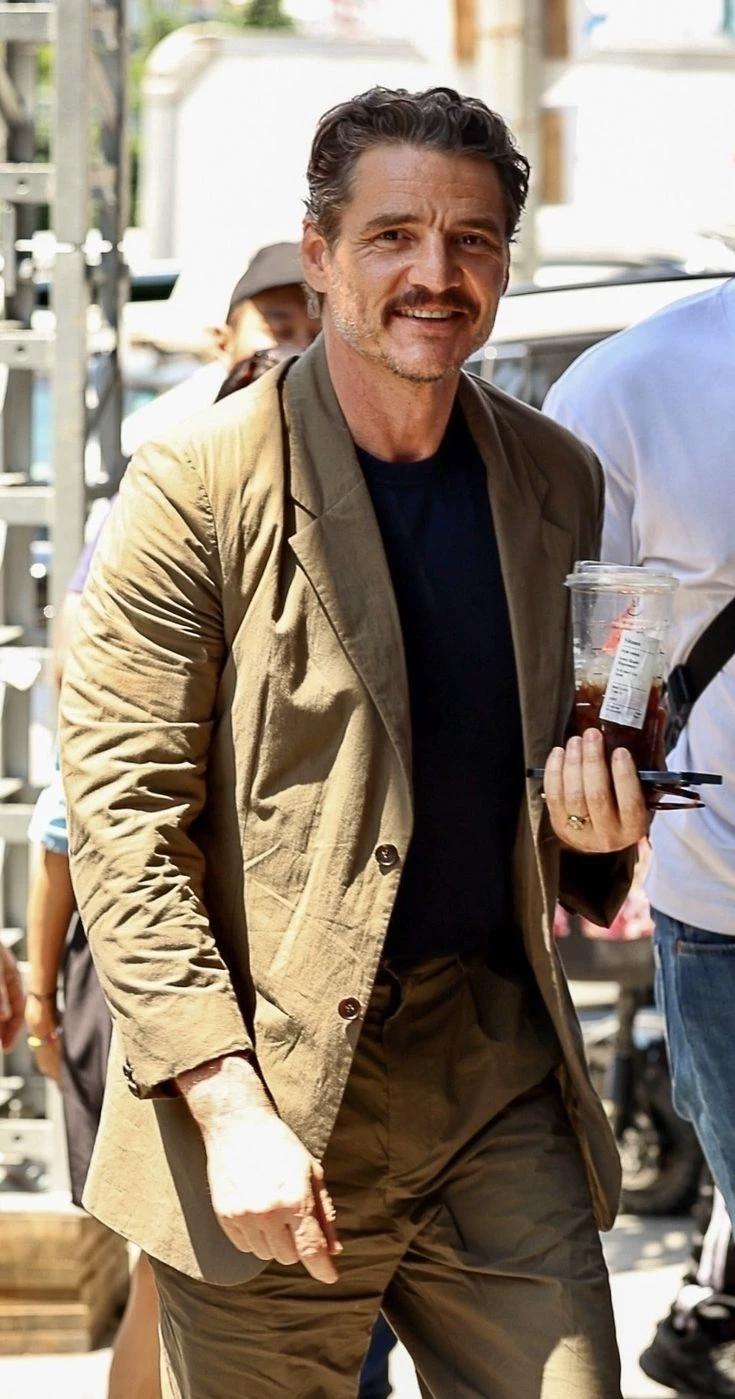 Pedro Pascal thumbnail
