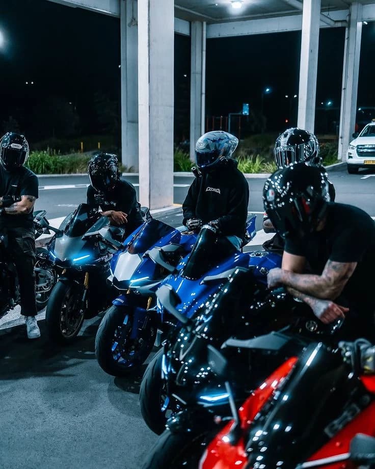 biker group 🏍 thumbnail