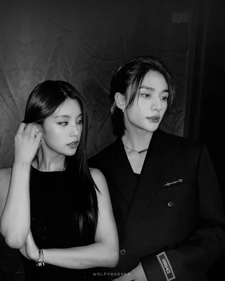 Yeji and Hyunjin thumbnail