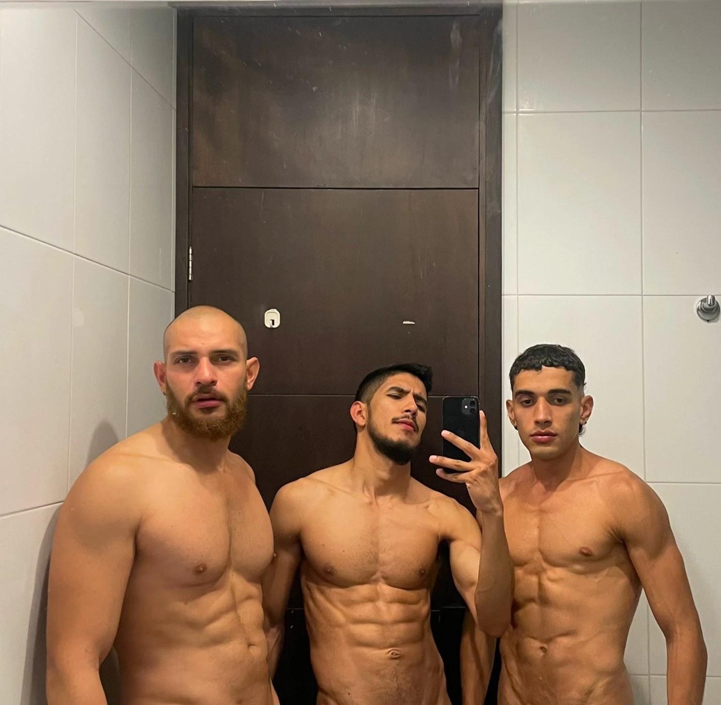 Simon, Gustavo and Gabriel thumbnail