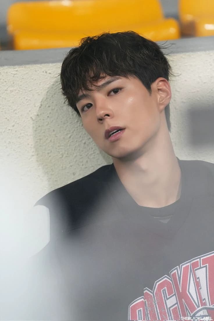 Park bo gum thumbnail
