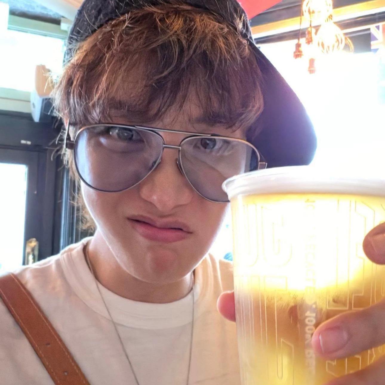 Jung Hoseok (j-hope) thumbnail