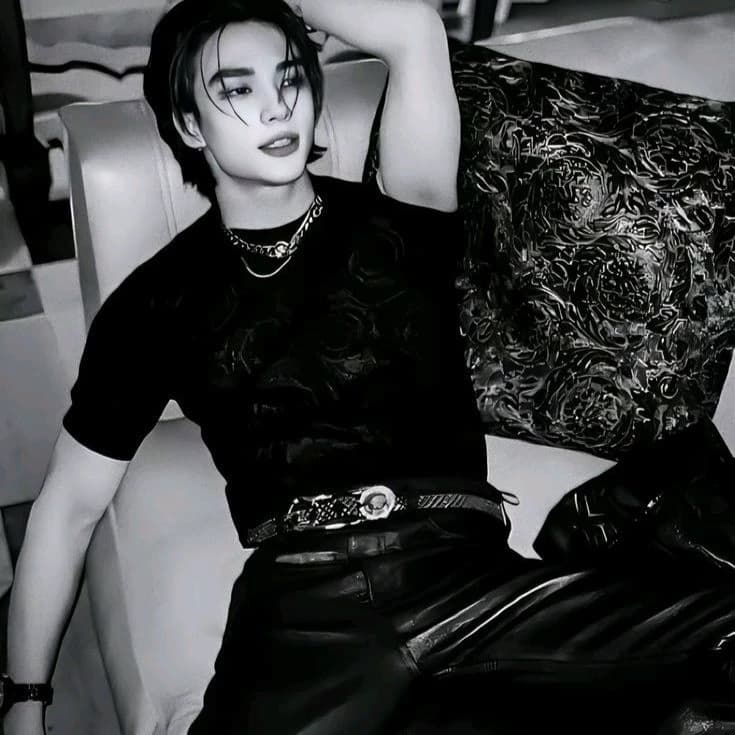 Hyunjin thumbnail