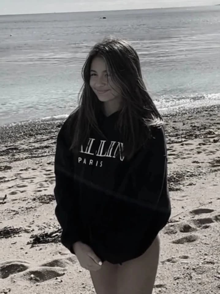 Delfina suares  thumbnail