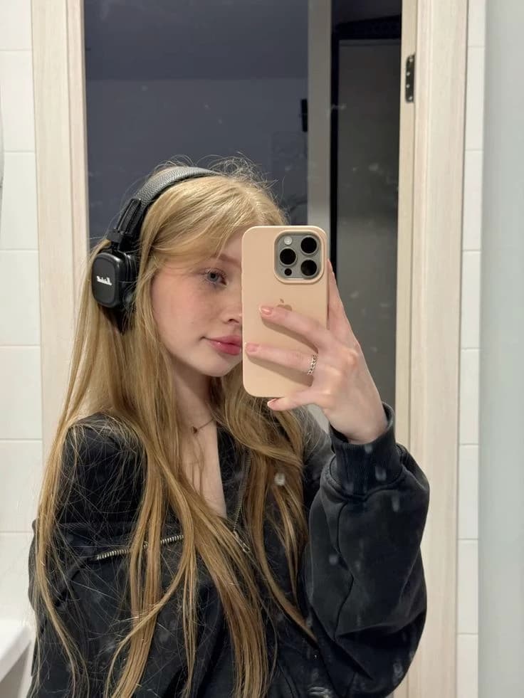 Lily thumbnail