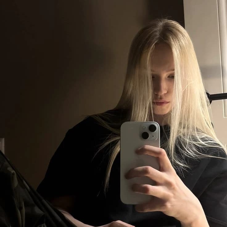 Ashley smith ( 🏳️‍🌈 WLW ) thumbnail