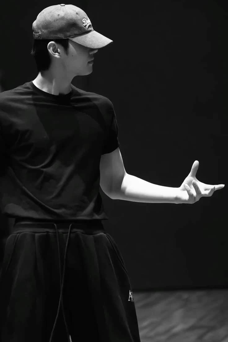 Sunghoon thumbnail