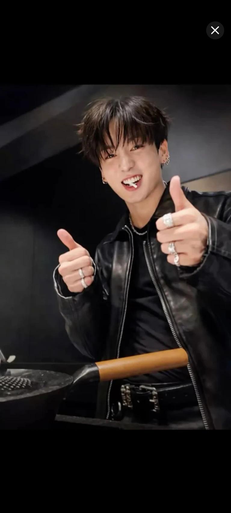 Jeon Jungkook  thumbnail