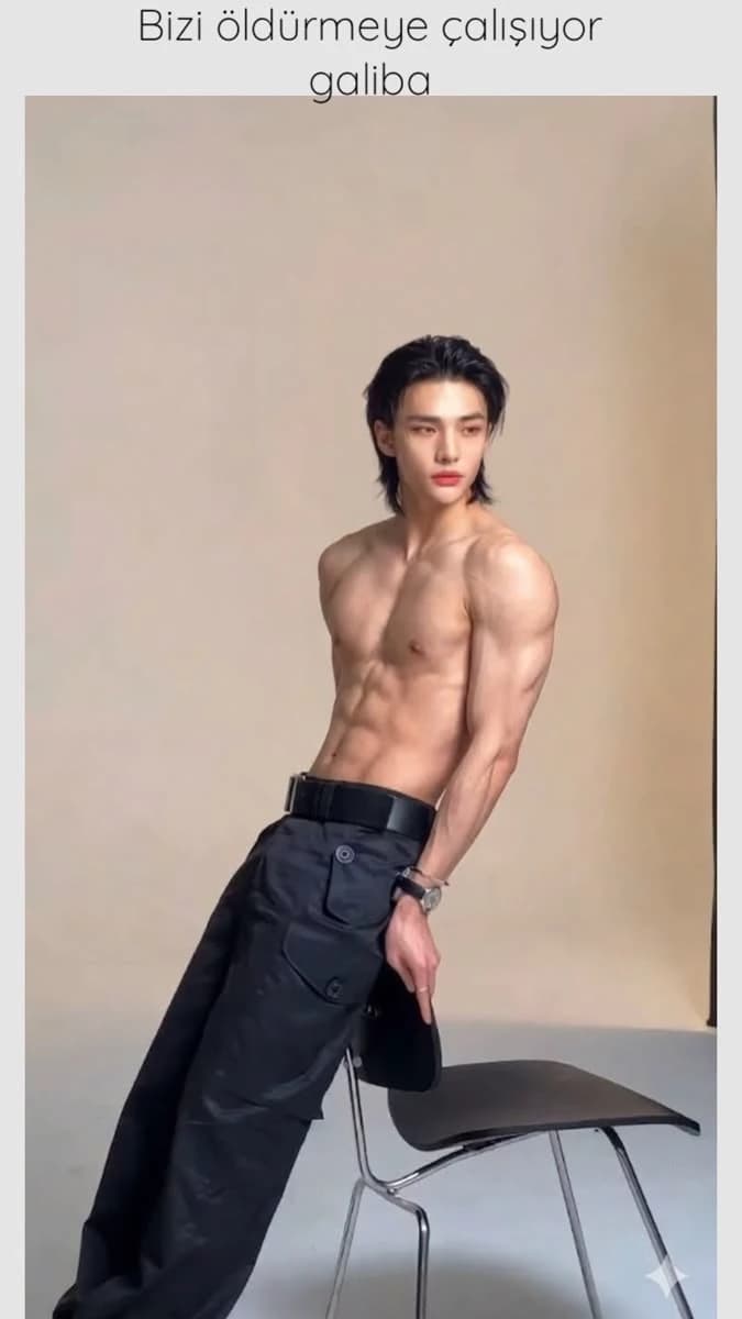 Hyunjin thumbnail