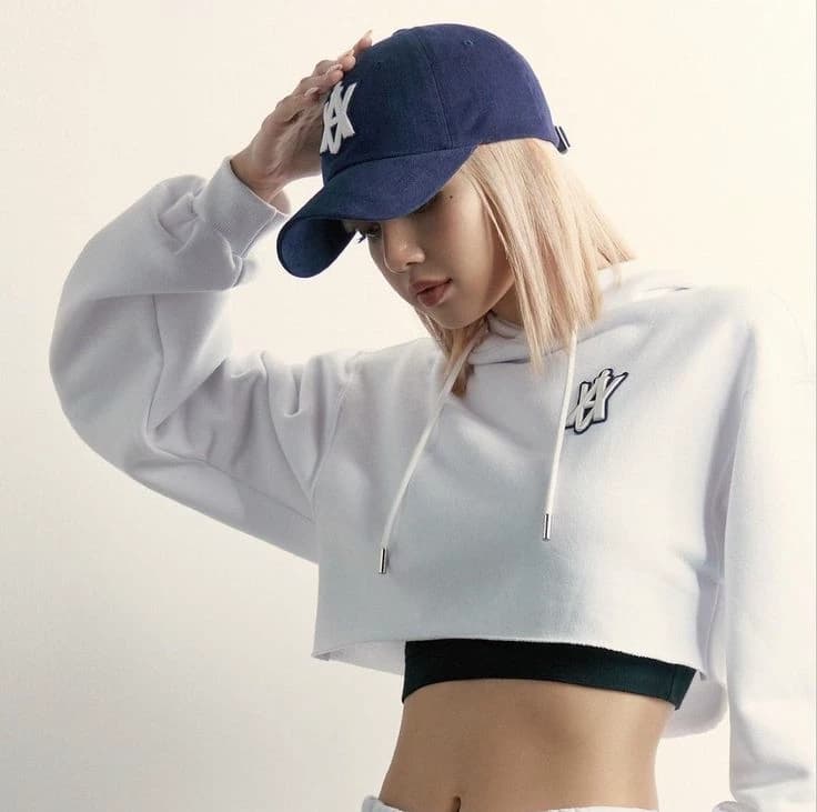 Lalisa maneuver thumbnail