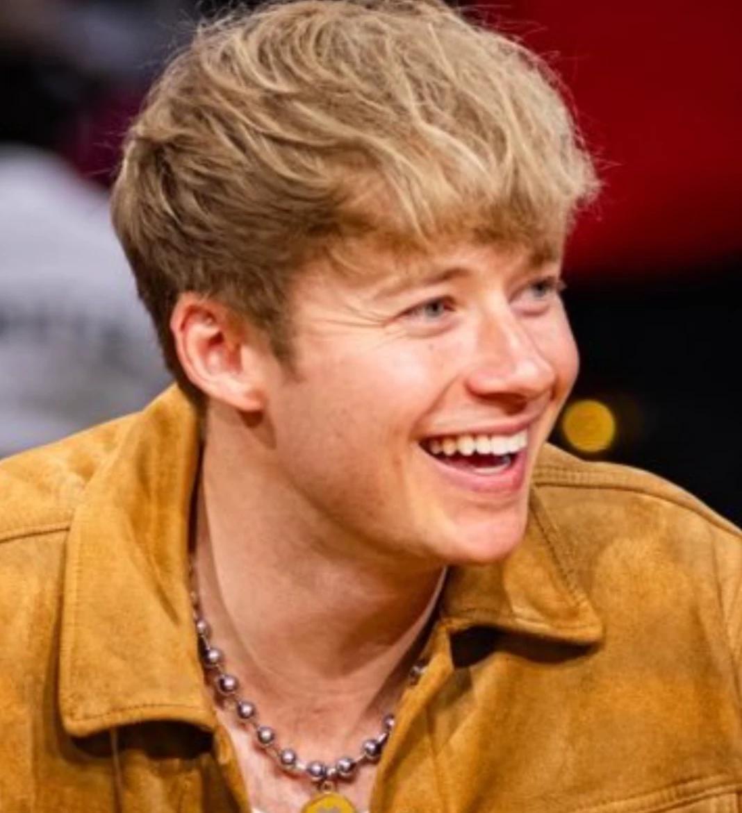 Sam Golbach thumbnail
