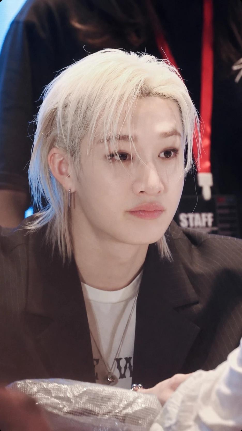 Christopher Bahng 🧚‍♂️💗 thumbnail