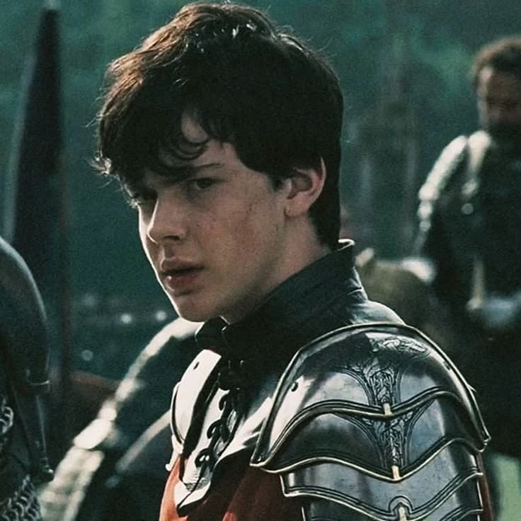 Edmund Pevensie thumbnail