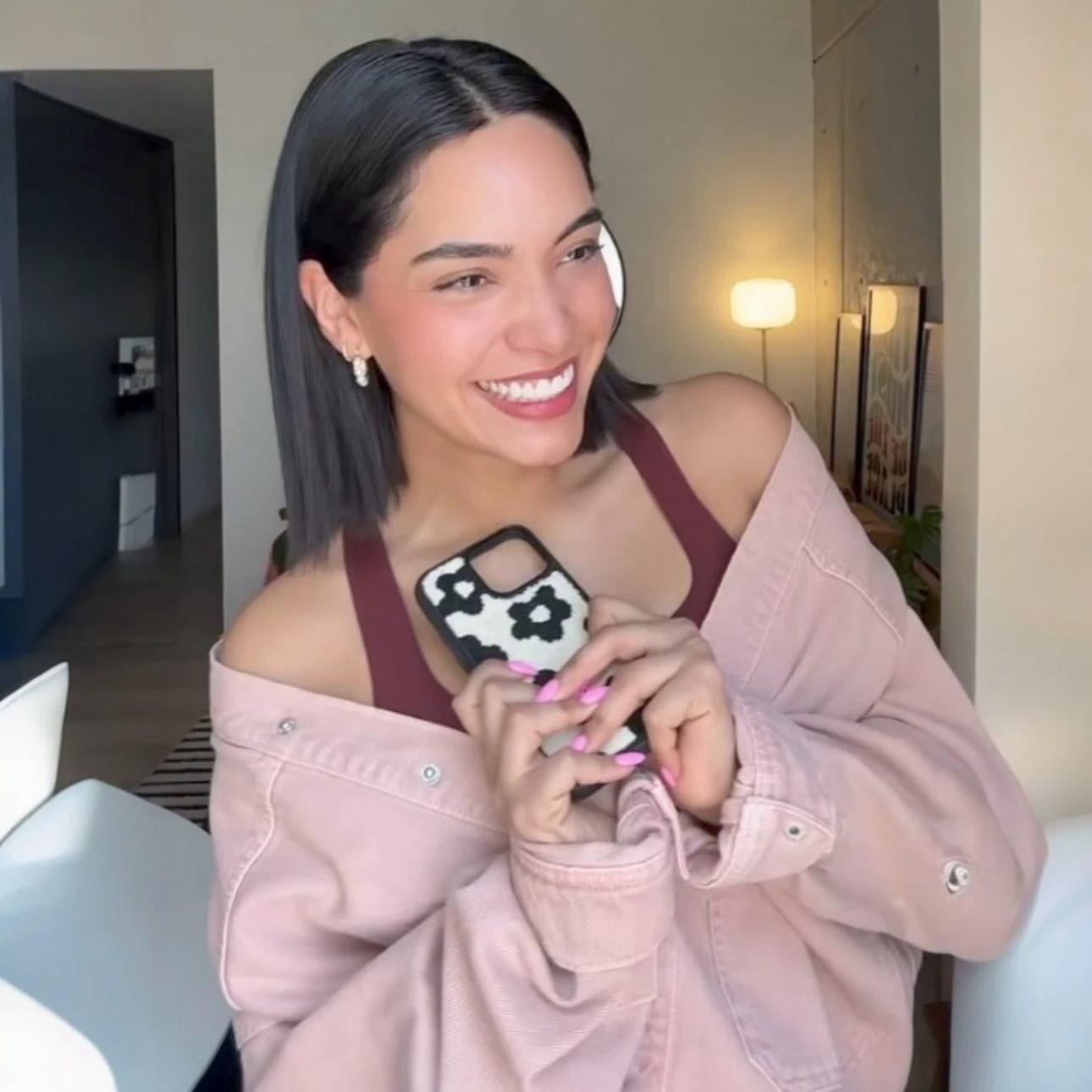Andrea - New Coworker thumbnail