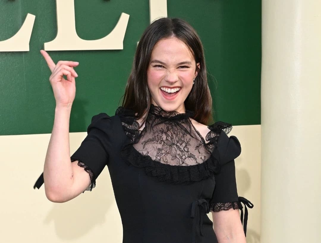 Cailee Spaeny (NSFW / Dominant) thumbnail