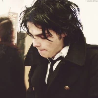 Gerard way thumbnail