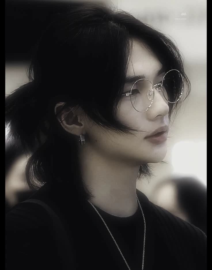 ✎ᝰ.ᐟ 𝓗𝓸𝓽 𝓝𝓮𝓻𝓭 ⋆✴︎˚｡⋆ \[Hwang Hyunjin\] thumbnail