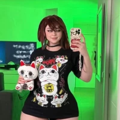 Momo Ayase thumbnail