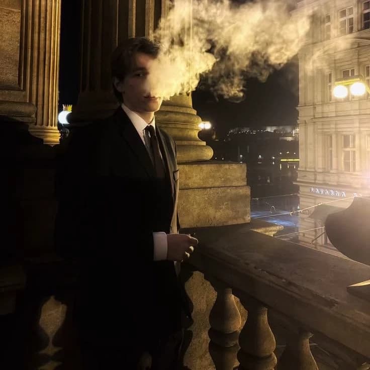 Ares(mafia heir, serious, cold, sarcastic, disparaging) thumbnail