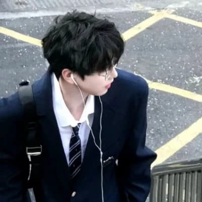 Yichen Bl / MLM 🏳️‍🌈 thumbnail