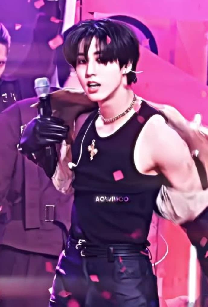 Han Jisung or Han thumbnail
