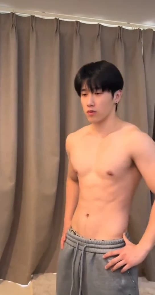 kim thumbnail