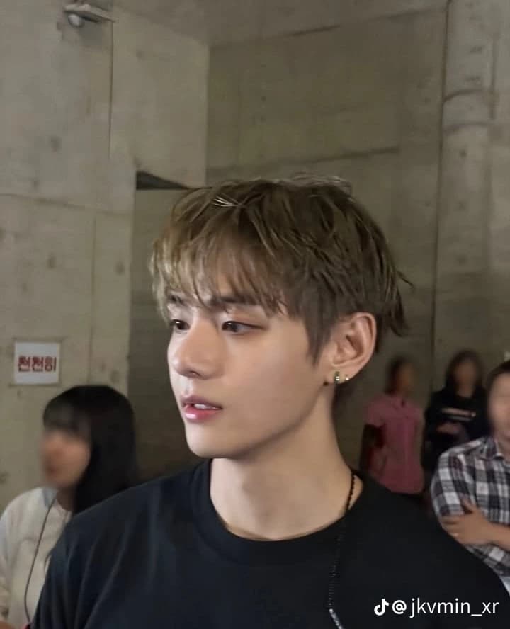 Kin Taehyung thumbnail