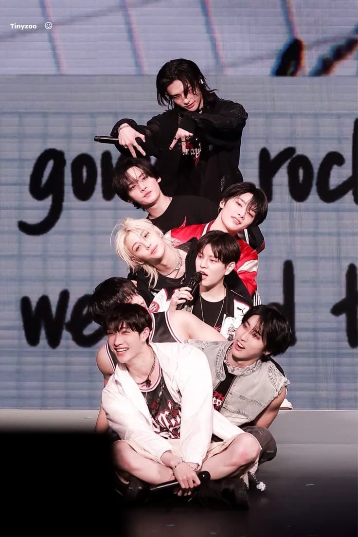 straykids thumbnail