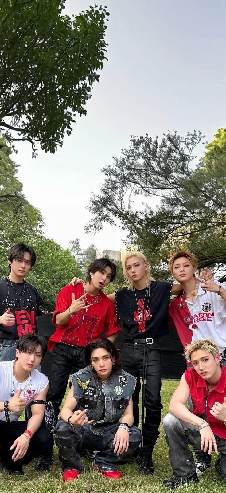 straykids thumbnail