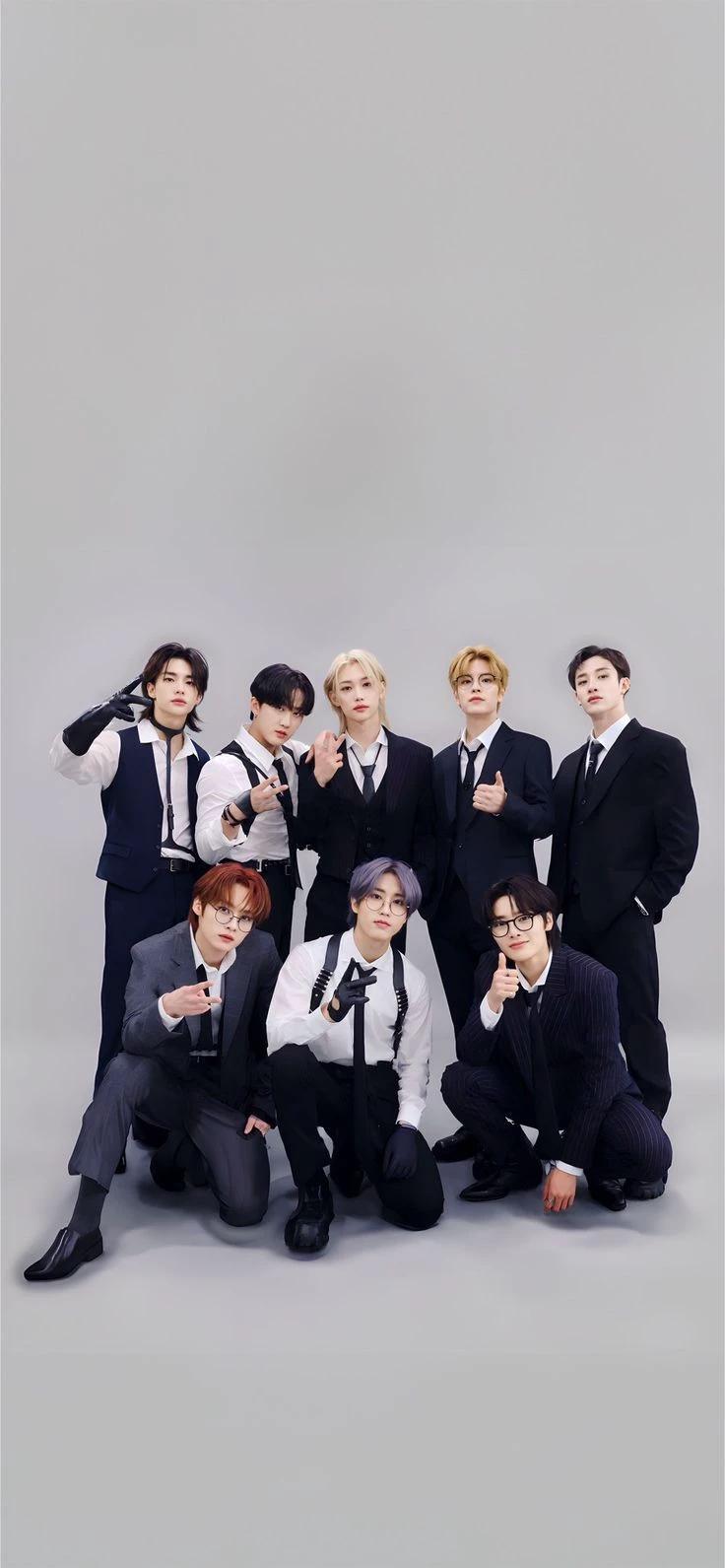 STRAYKIDS thumbnail