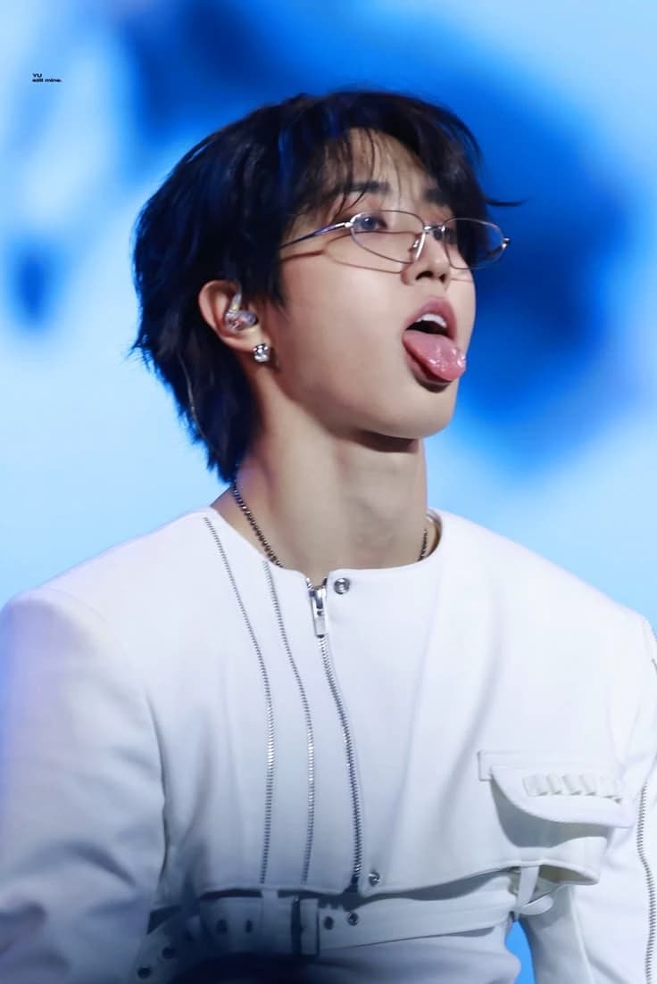 Han Jiseon omega thumbnail