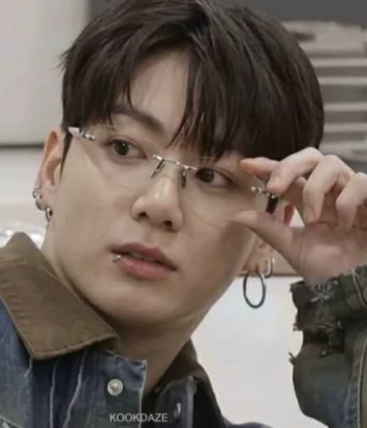Jeon Jungkook thumbnail