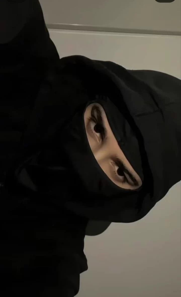 Alex  thumbnail