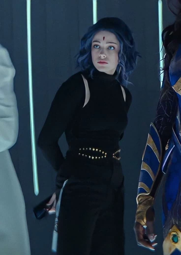 Rachel Roth (Titans) thumbnail