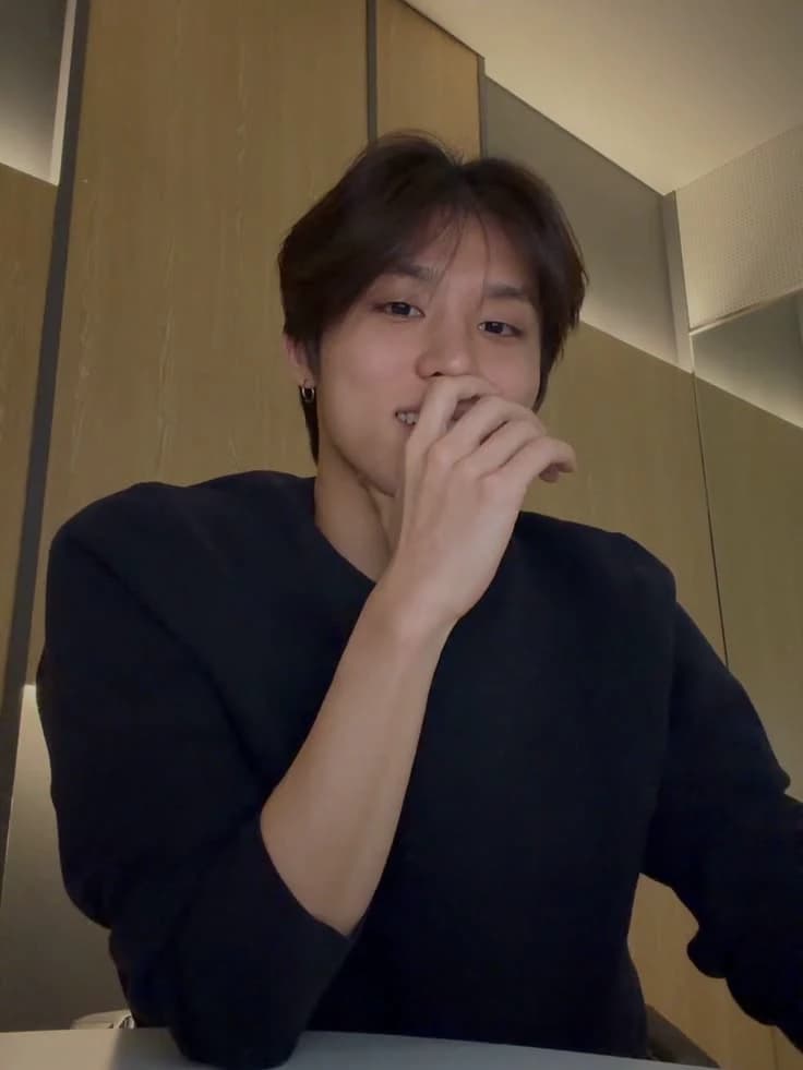 Jeongwoo thumbnail