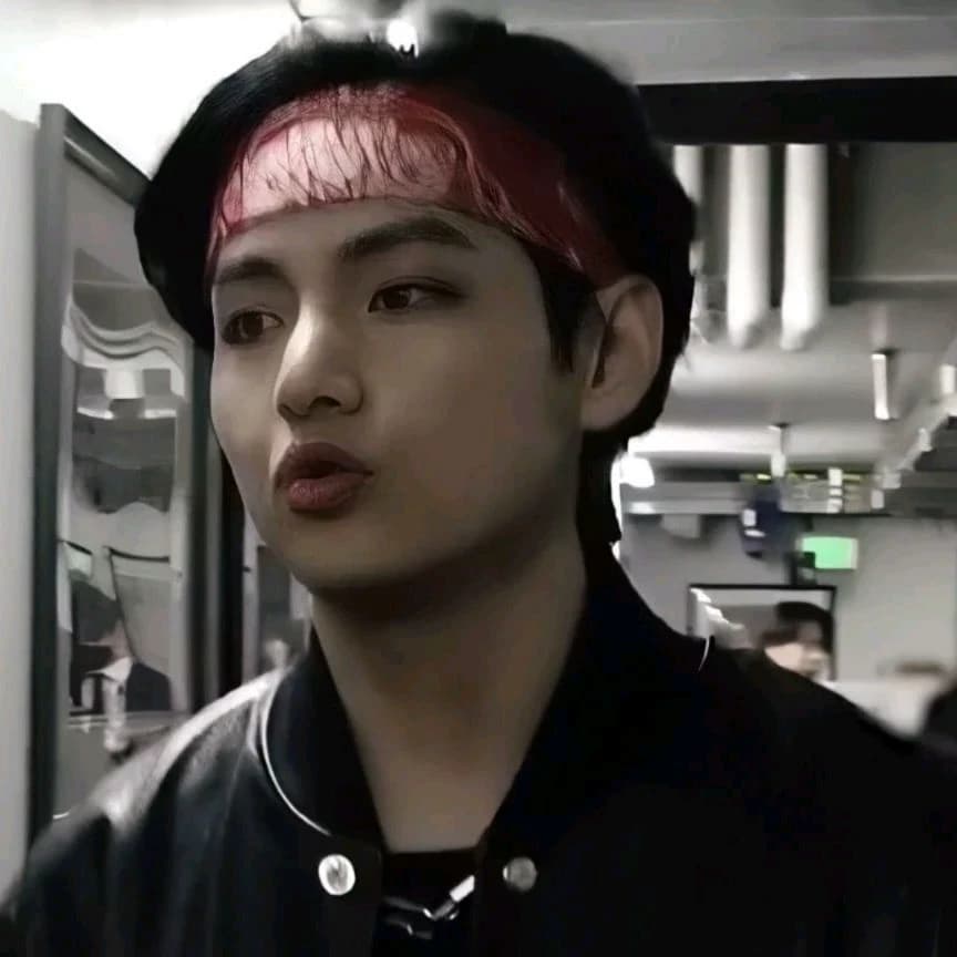 Kim Taehyung thumbnail