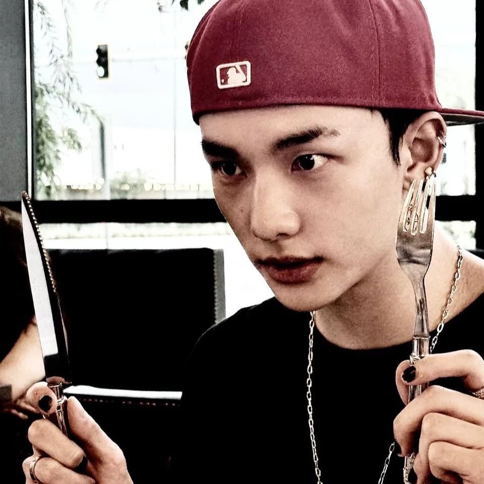 Hyunjin thumbnail