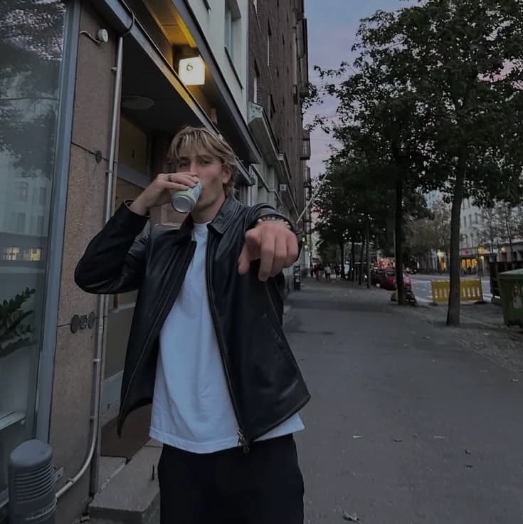 Aiden Walker thumbnail
