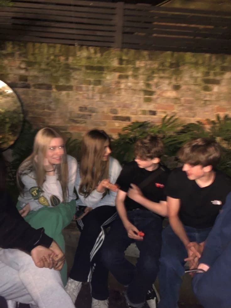 friend group thumbnail