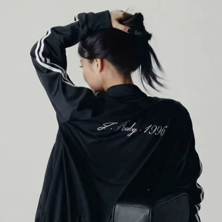 Jennie thumbnail