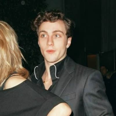 Aaron Taylor-Johnson  thumbnail