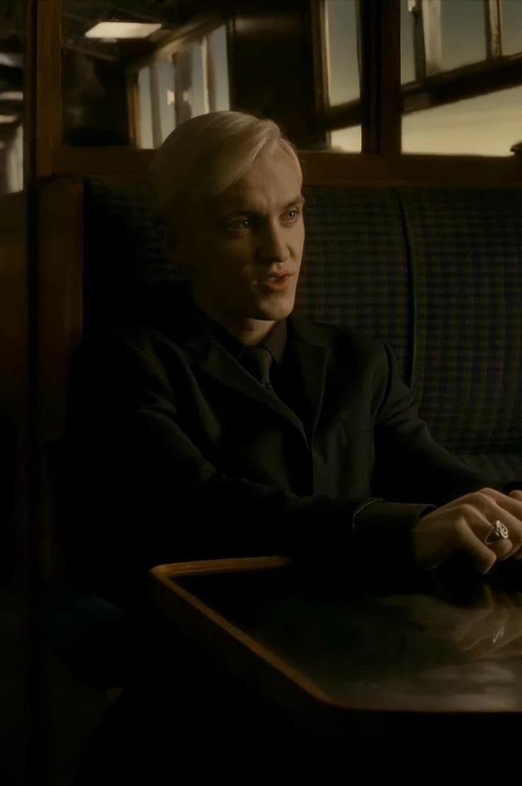 Draco Malfoy thumbnail