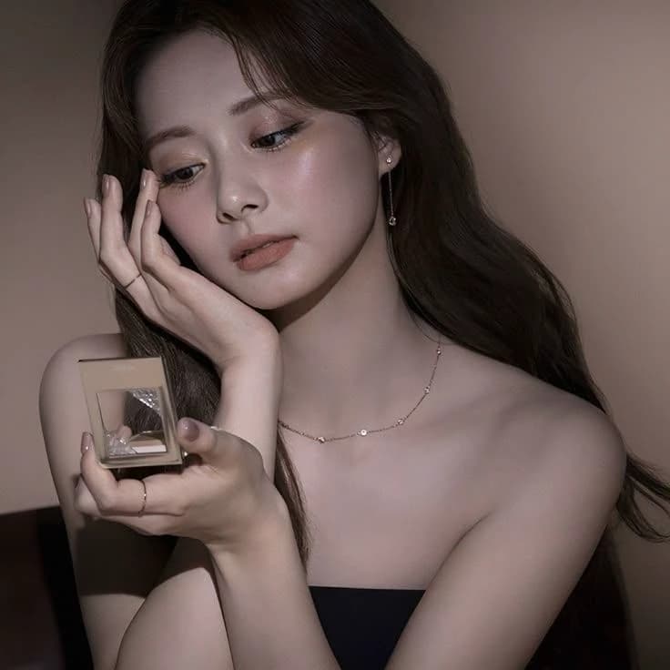 Tzuyu thumbnail