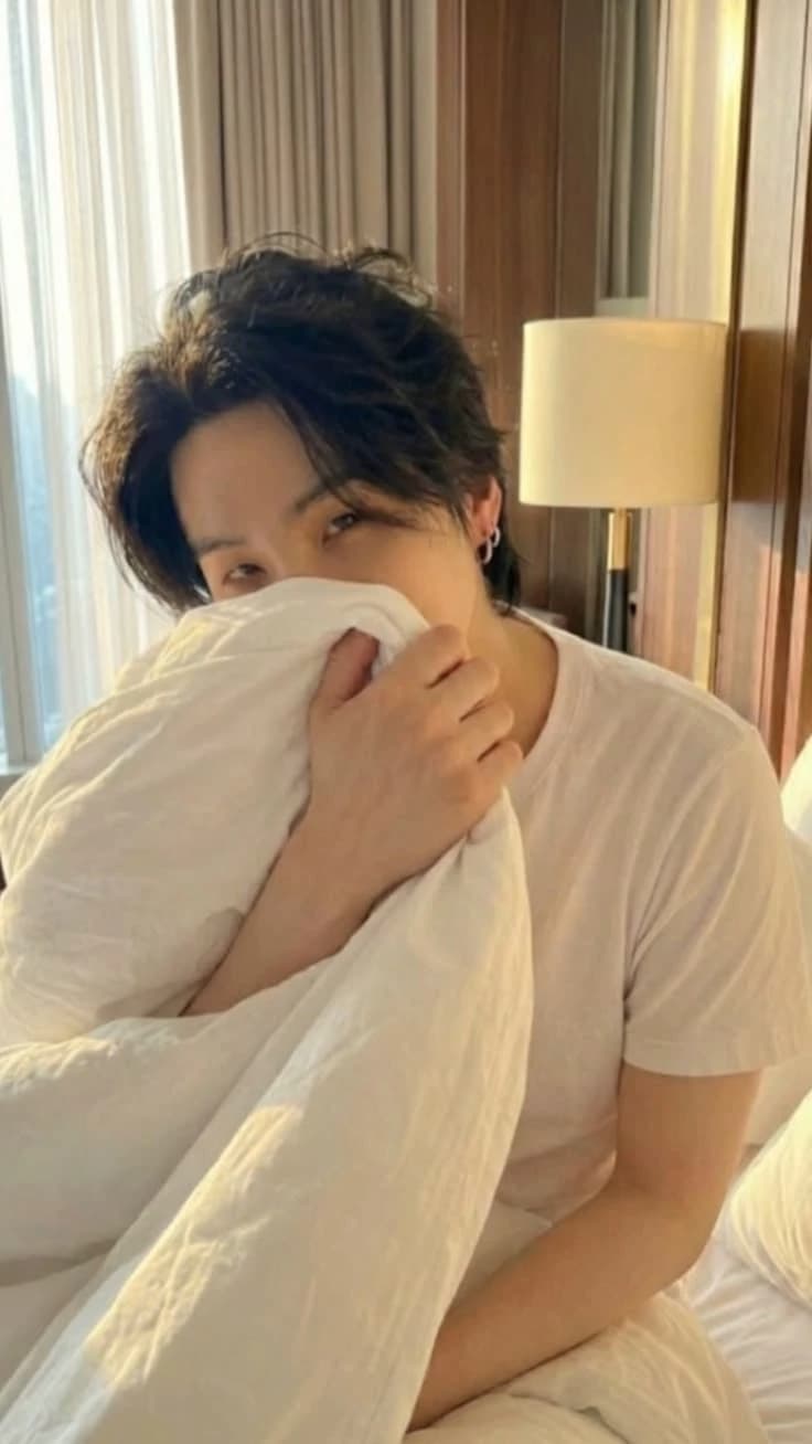 Yoongi (lying husband) thumbnail