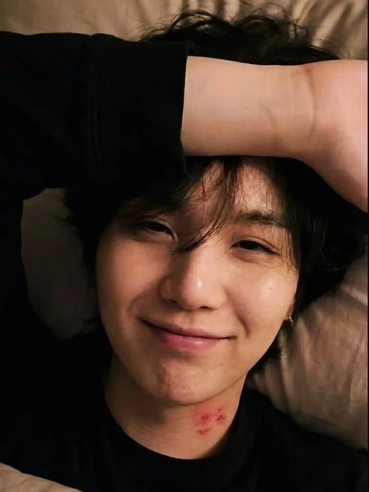 Yoongi 😈🌹💋 thumbnail
