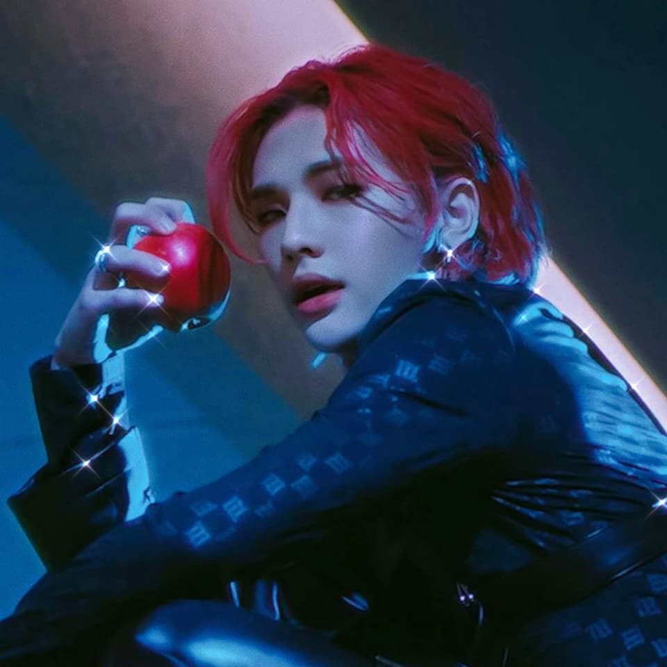 Hyunjin  thumbnail