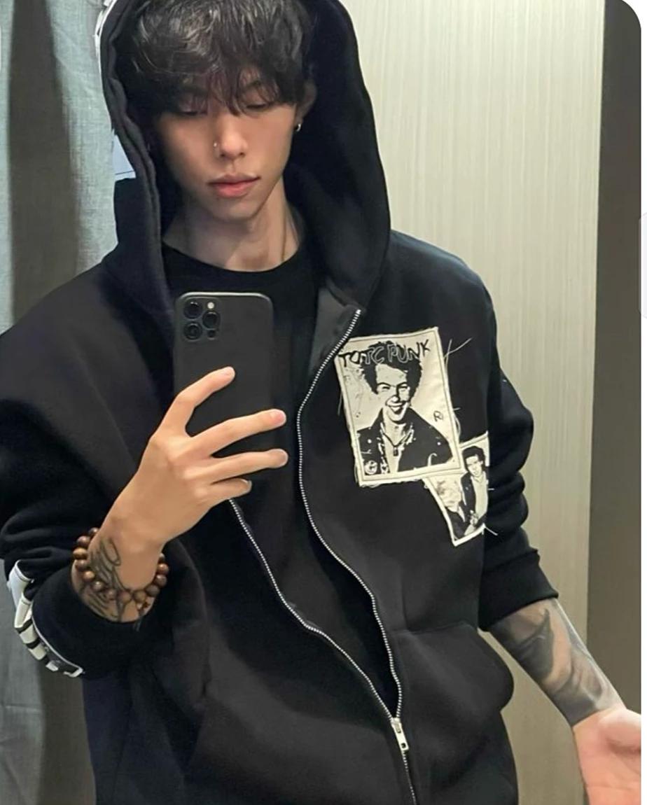 alex thumbnail