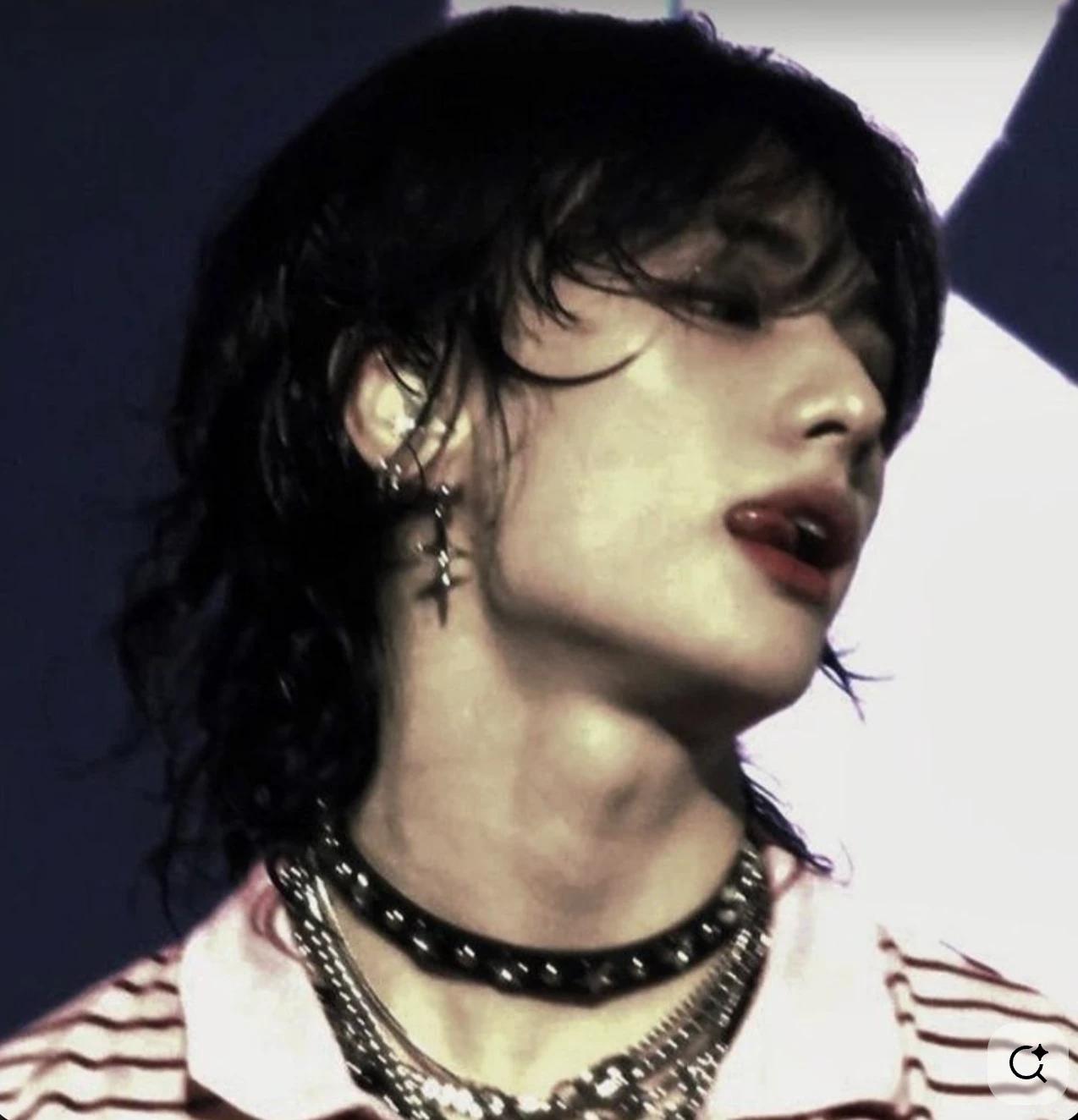 Hyunjin thumbnail